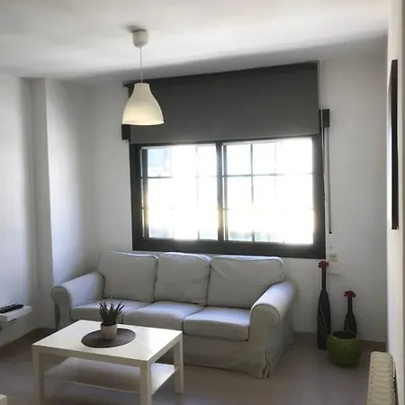 Piso Centrico Luminoso アパート ポンテベドラ